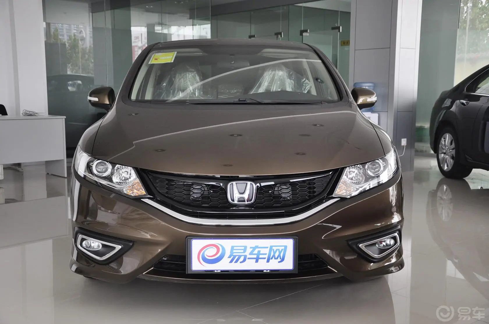 杰德1.8L 5AT 舒适型（五座）正前水平