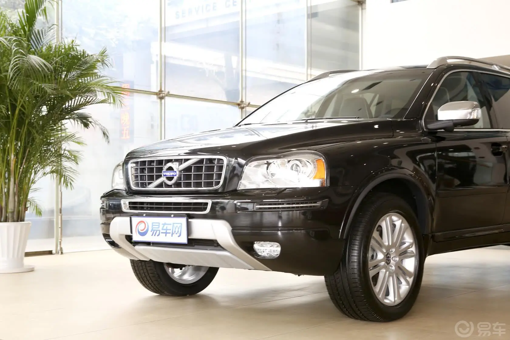 沃尔沃XC902.5T T5 行政版车头局部