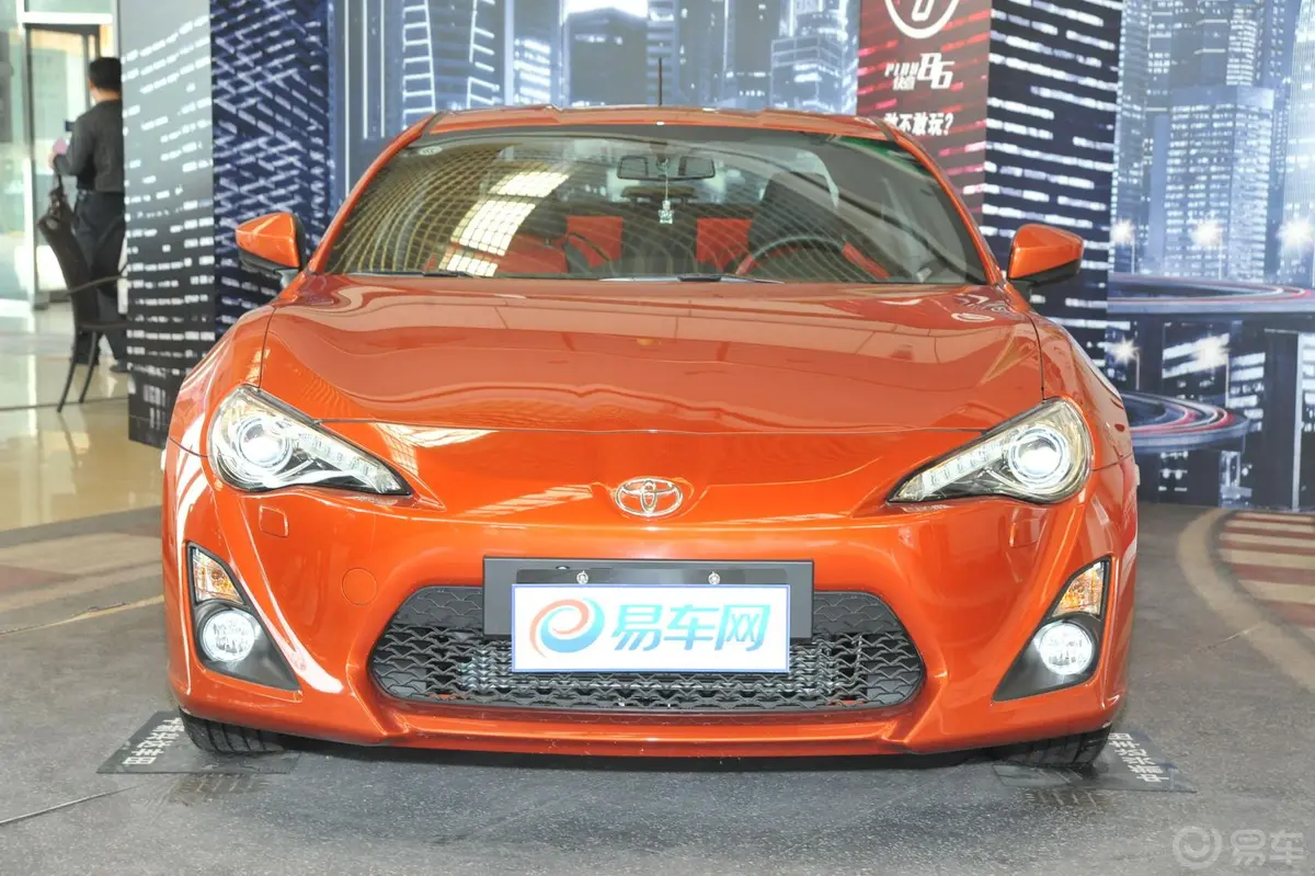 丰田862.0L 手动 豪华型正前水平