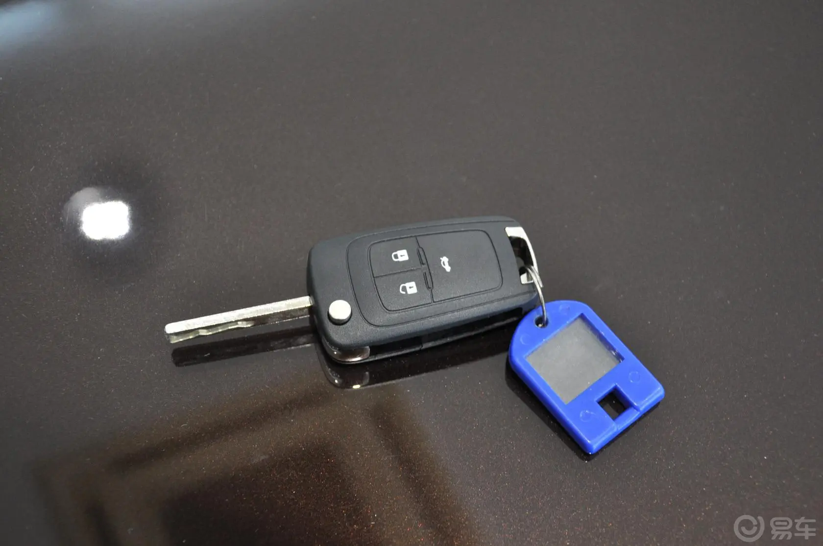 英速亚2.0T 自动 两驱 豪华型 钥匙