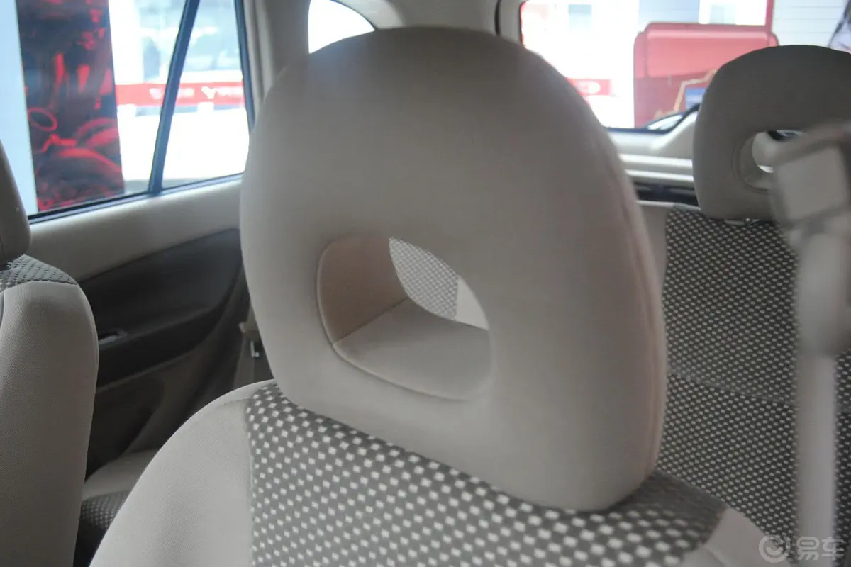 瑞虎经典版 1.6L 手动 舒适型驾驶员头枕