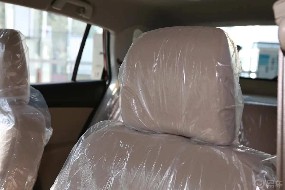 智尚S301.5L 手动 舒适版驾驶员头枕