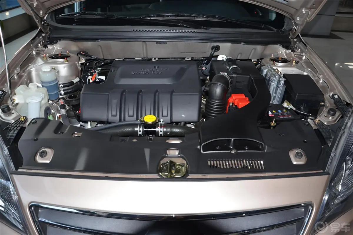 V6菱仕1.5L CVT 标准版发动机