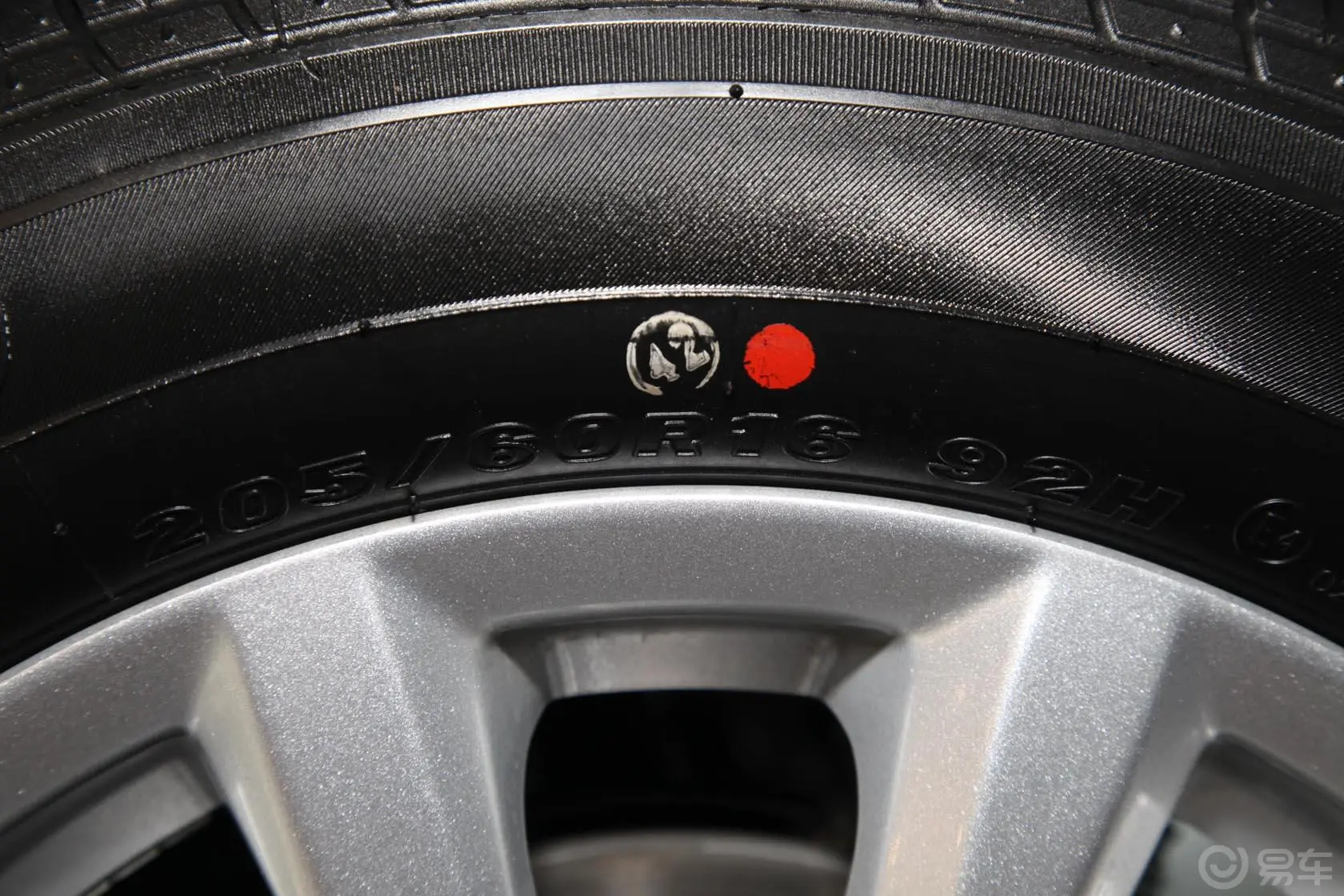 英朗GT 1.6L 自动 时尚型轮胎规格