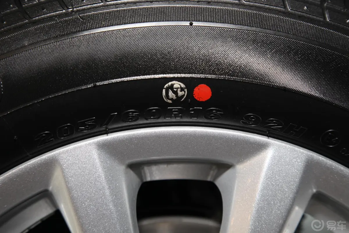 英朗GT 1.6L 自动 时尚型轮胎规格
