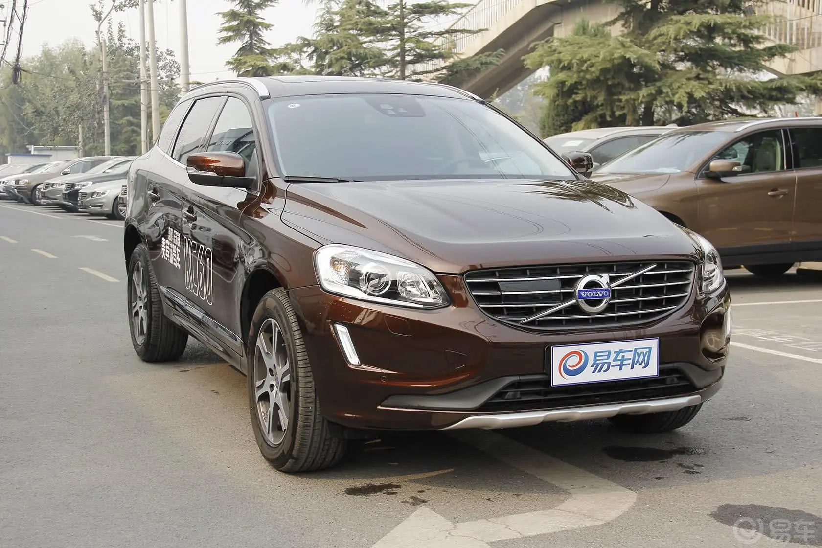 沃尔沃XC60(进口)3.0T T6 智雅版侧前45度车头向右水平