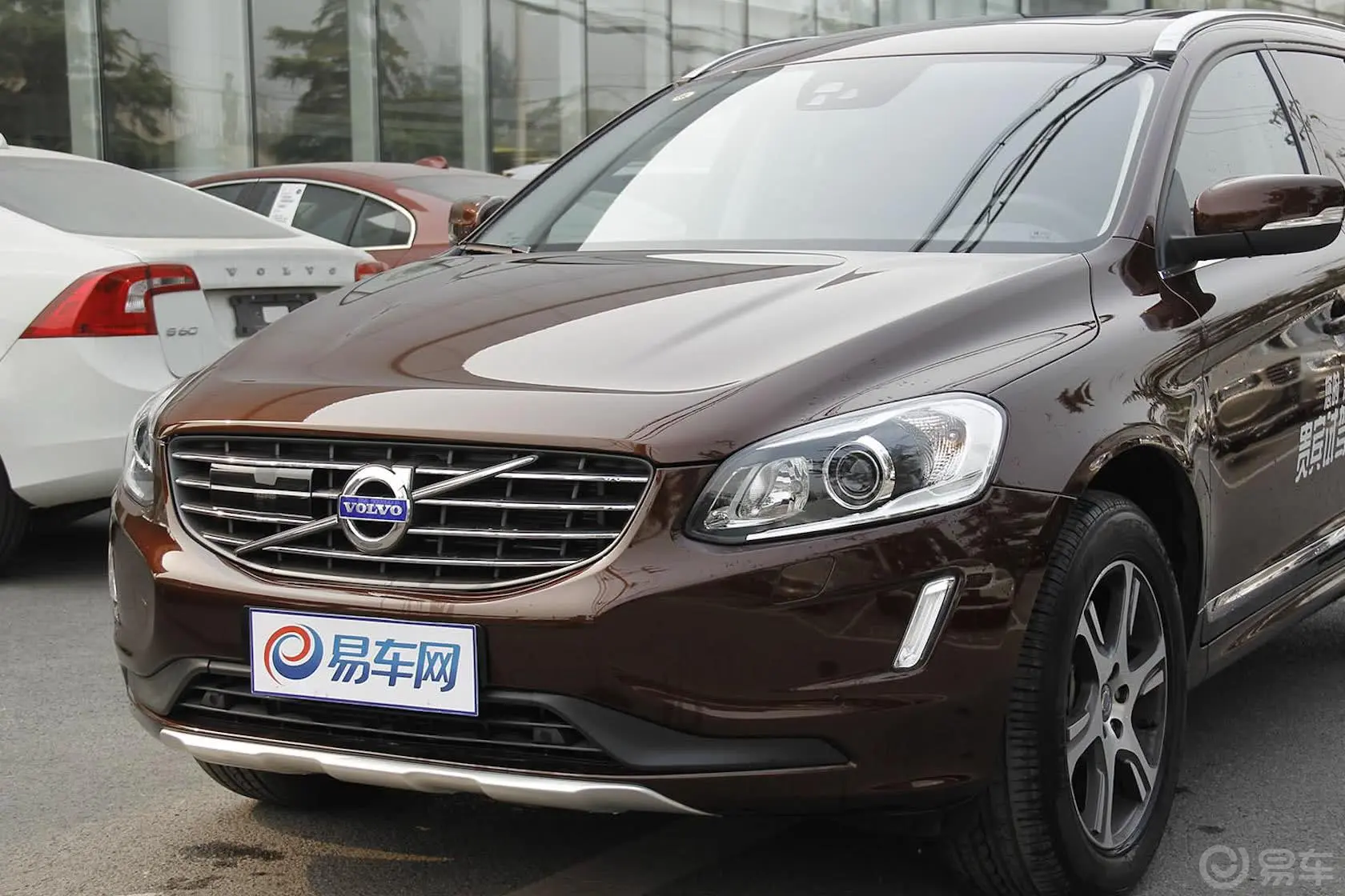 沃尔沃XC60(进口)2.0T T5 改款 智雅版车头局部