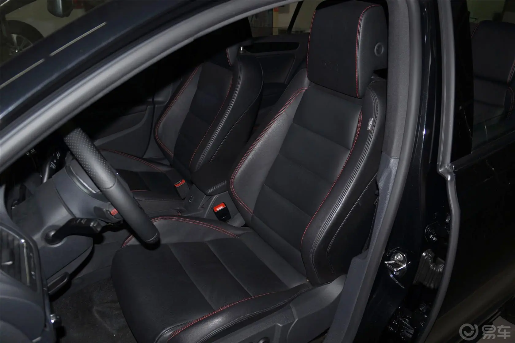 高尔夫GTI 2.0L 双离合 舒适版驾驶员座椅