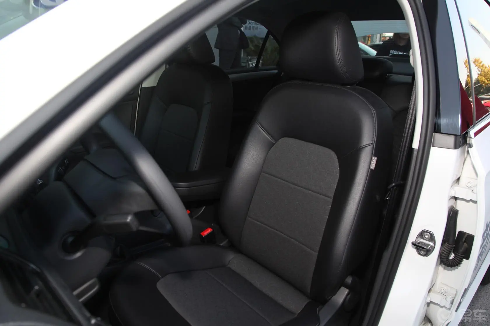 桑塔纳1.6L 手动 舒适版驾驶员座椅