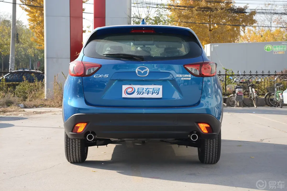 马自达CX-52.0L 自动 两驱 舒适型正后水平