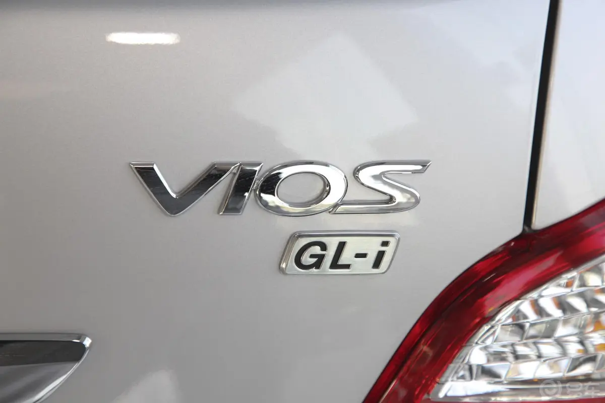 威驰1.6L GL-i 自动 型尚天窗版外观