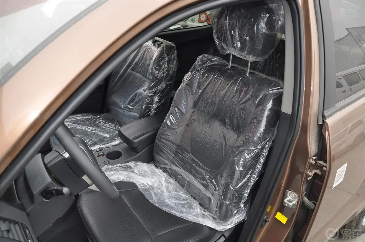吉利GX72.0L 自动 进取型驾驶员座椅