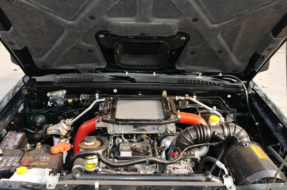 锐骐2WD ZD30柴油标准版 国III发动机