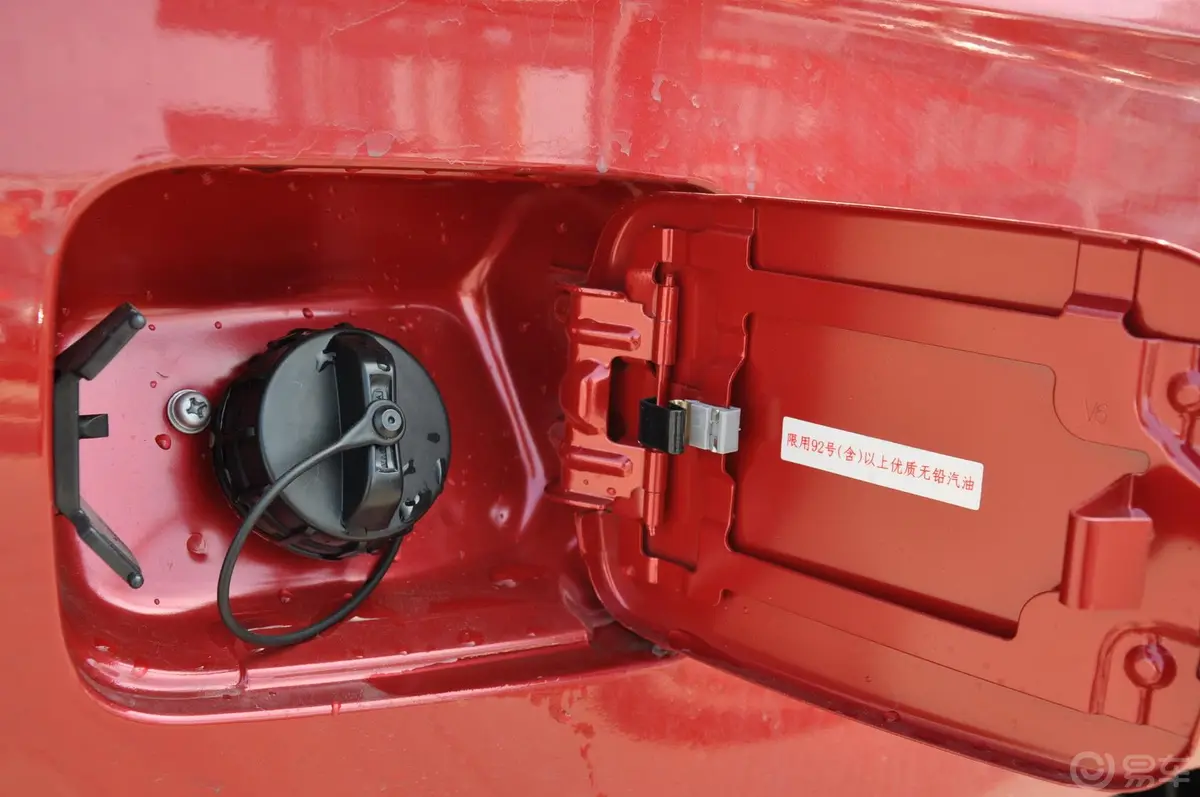V6菱仕1.5L 手动 标准版油箱盖