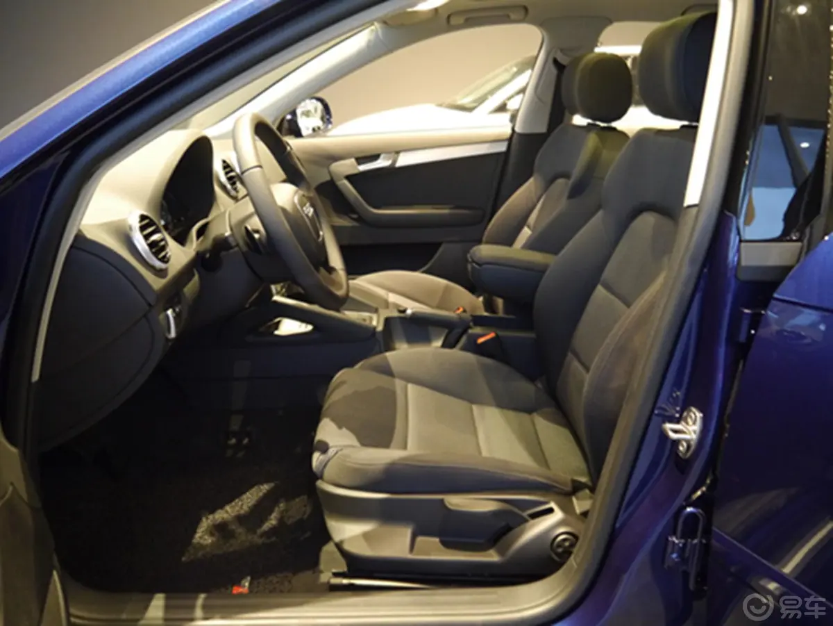 奥迪A3(进口)Sportback 1.4T 自动 舒适型驾驶员座椅