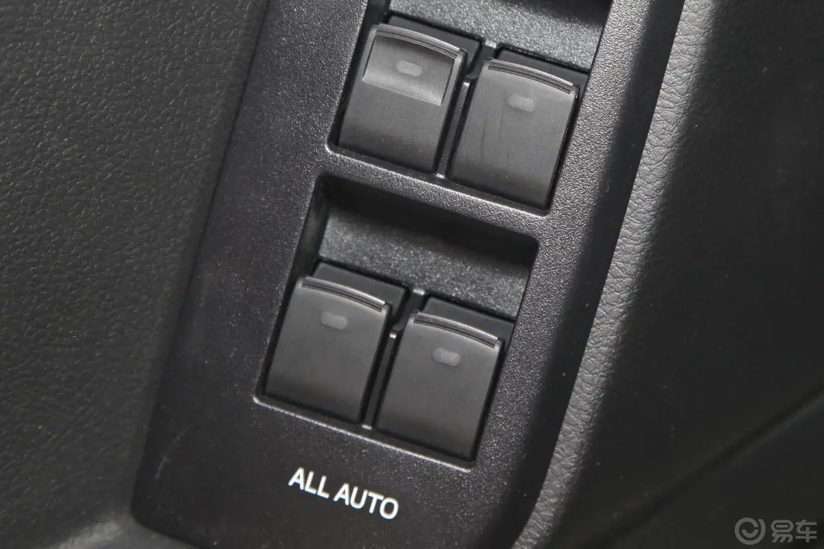 普拉多(进口)2.7L 自动标准版车窗升降键