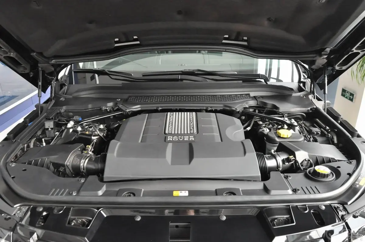 揽胜运动版5.0 V8 SC 汽油版 锋尚创世版 Dynamic发动机