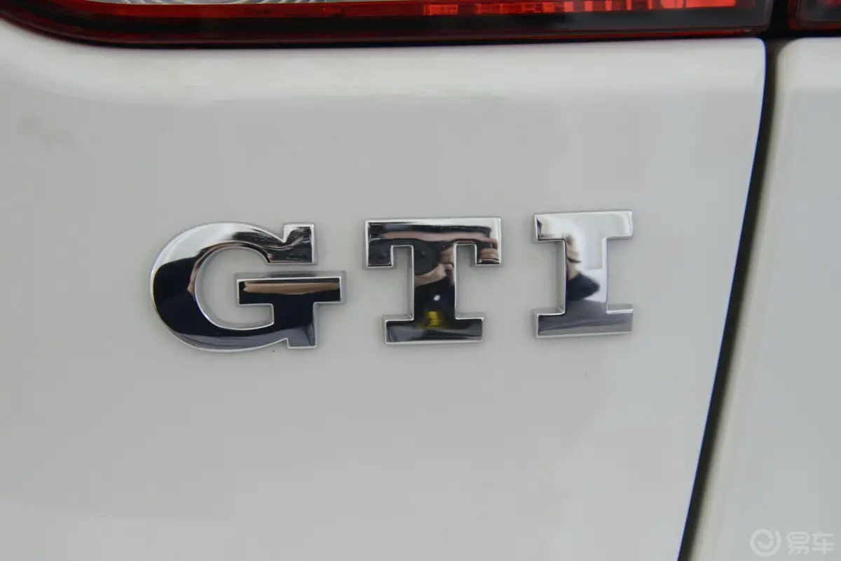 高尔夫GTI 2.0L 双离合 舒适版尾标