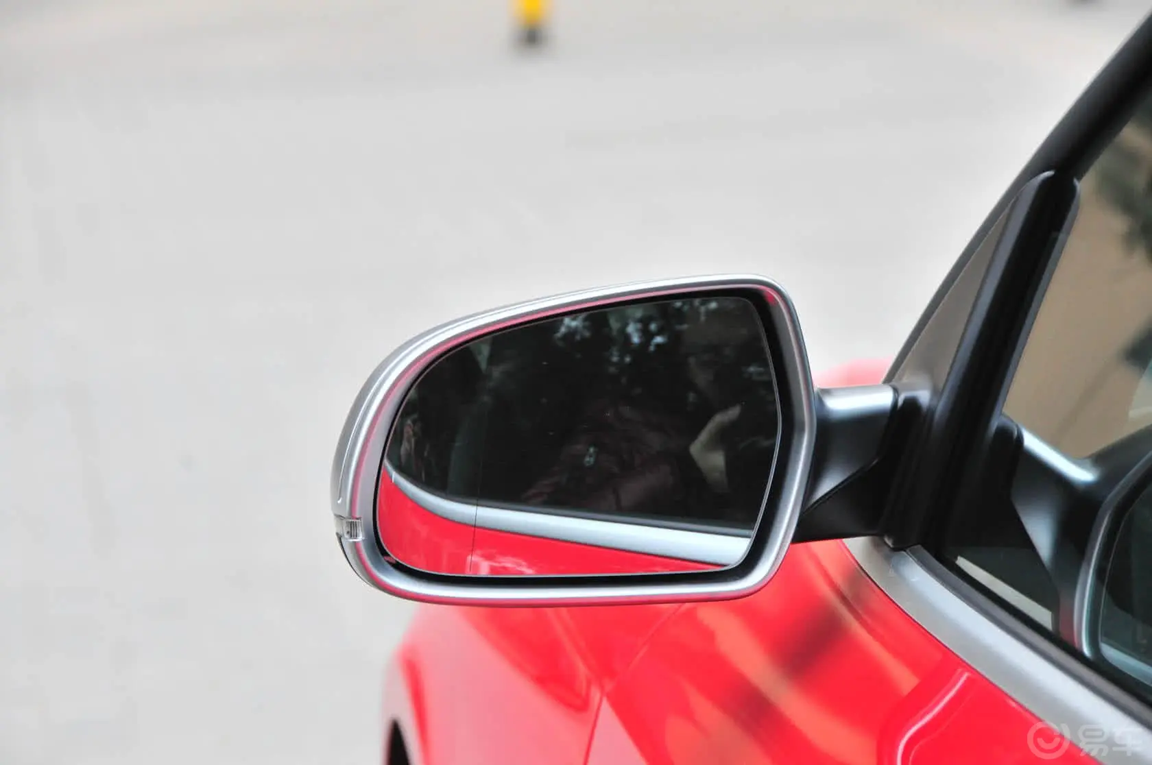 奥迪RS 54.2L 双离合 quattro Cabriolet后视镜镜面（后）