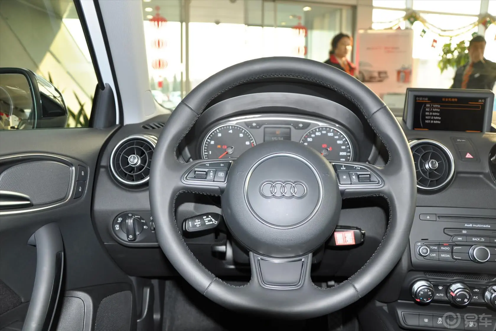 奥迪A130 TFSI 舒适型方向盘