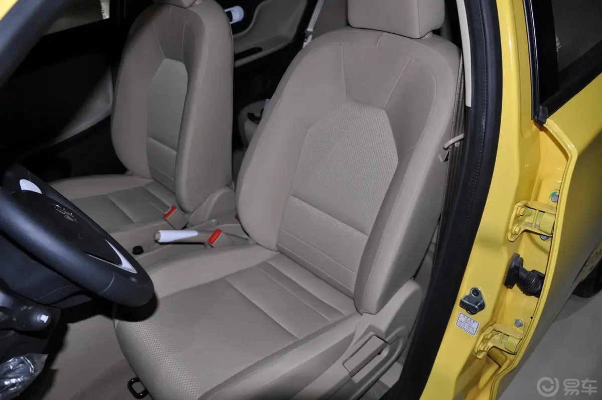 名爵31.3L 自动 舒适版驾驶员座椅