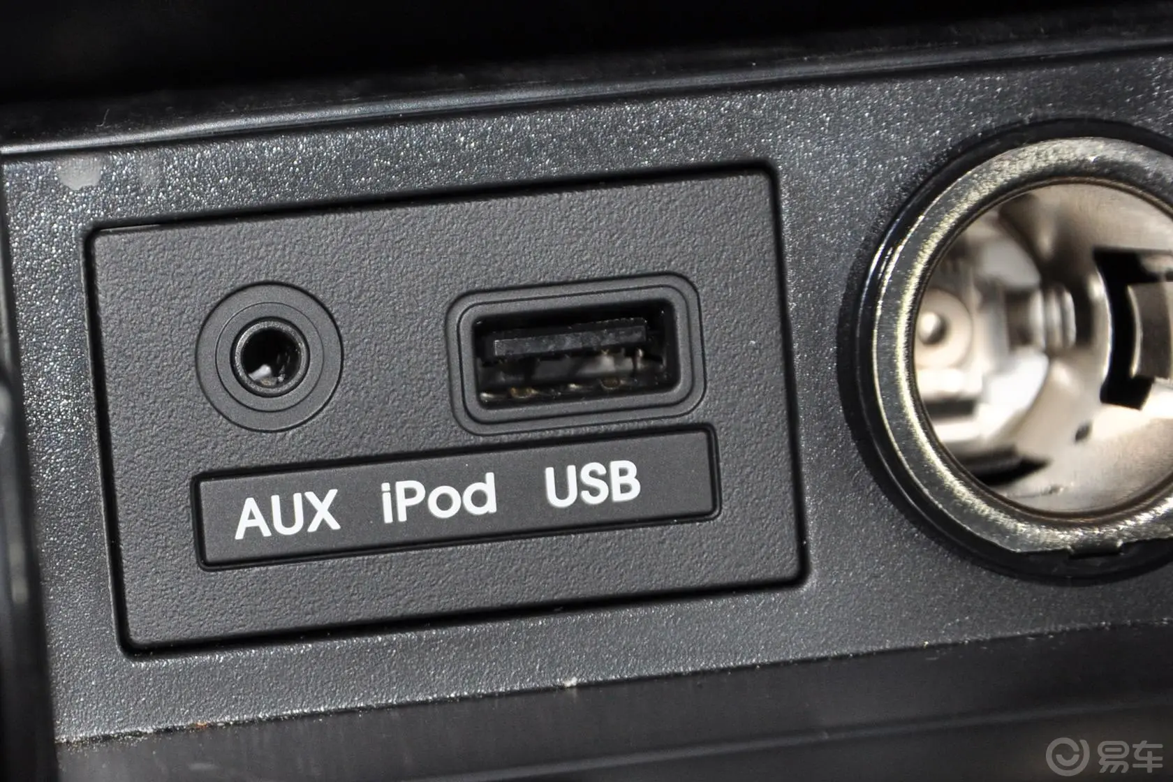 劳恩斯-酷派2.0T 自动 豪华版USB接口