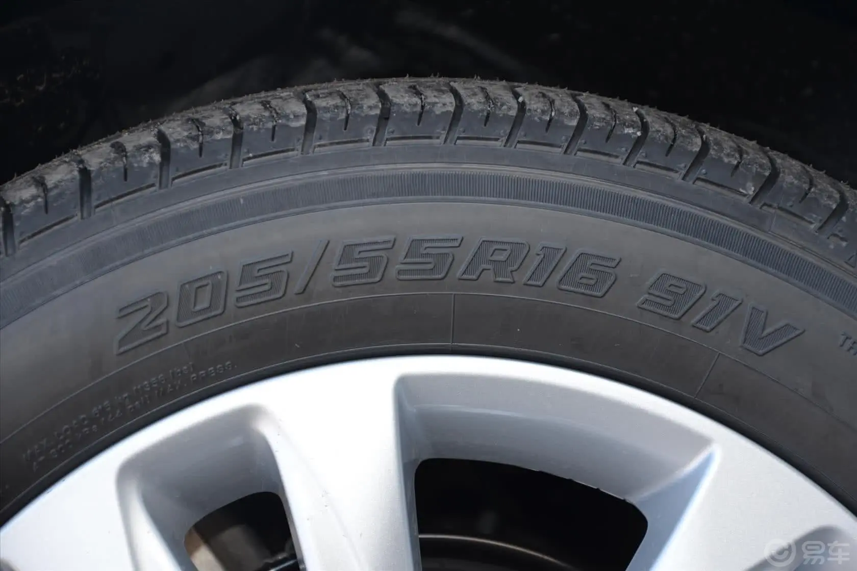 雷克萨斯CT200h 1.8L 自动 舒适版（双色）轮胎规格