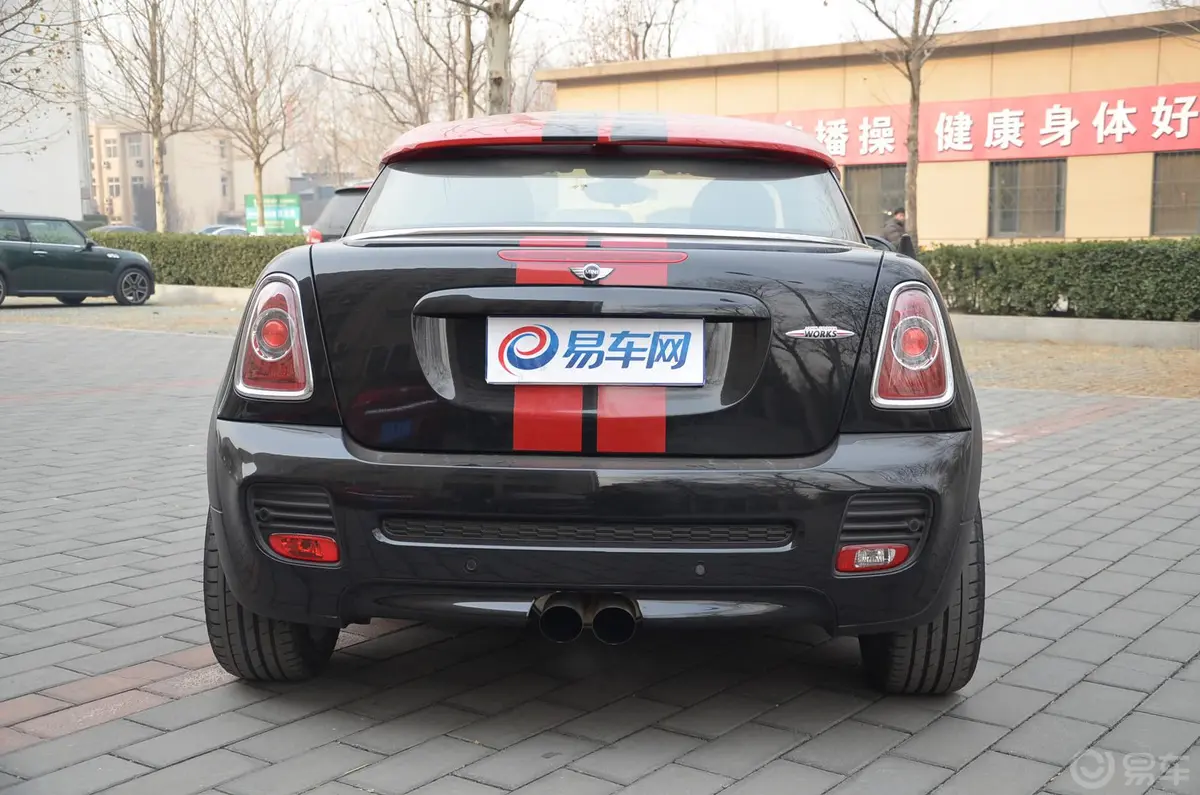 MINI JCW COUPE1.6T JCW正后水平