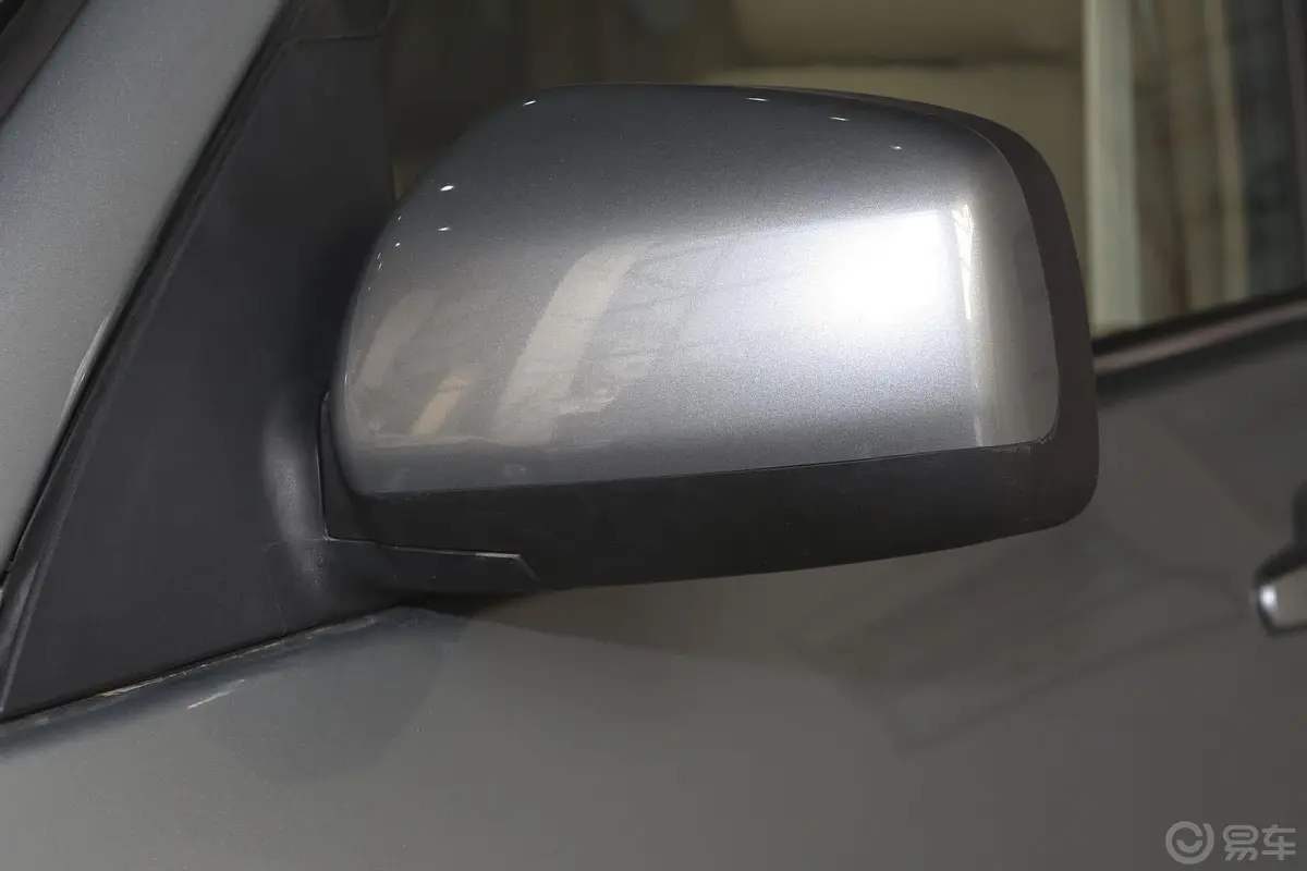瑞虎精英版 1.6L 手动 DVVT 豪华型 贺岁版后视镜转向灯（前）