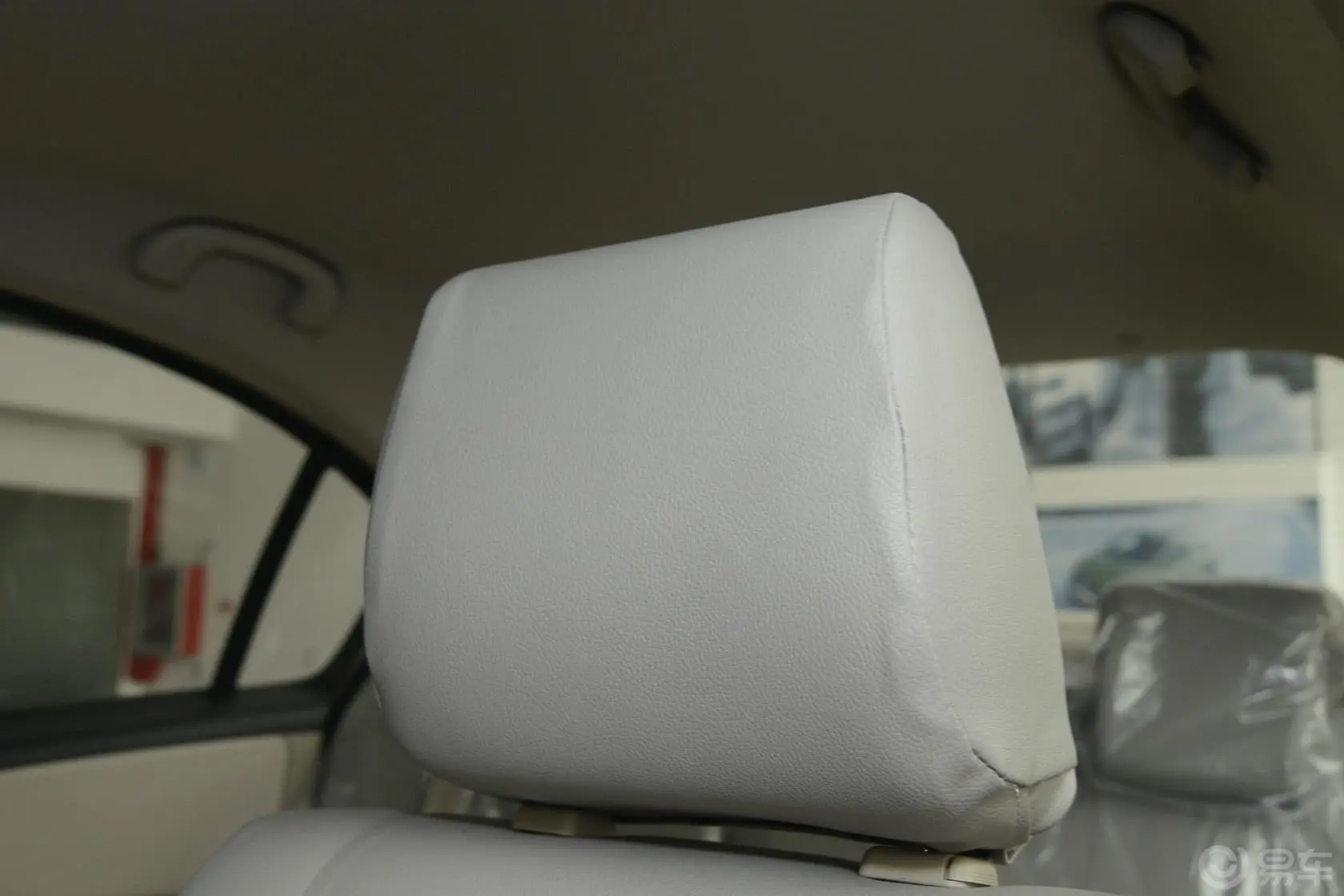 天语 尚悦1.6L 手动 舒适型驾驶员头枕