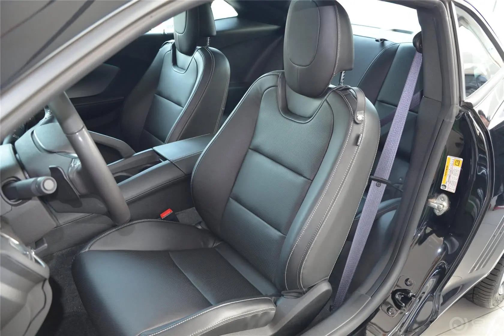 科迈罗3.6L  V6 自动 传奇性能版驾驶员座椅