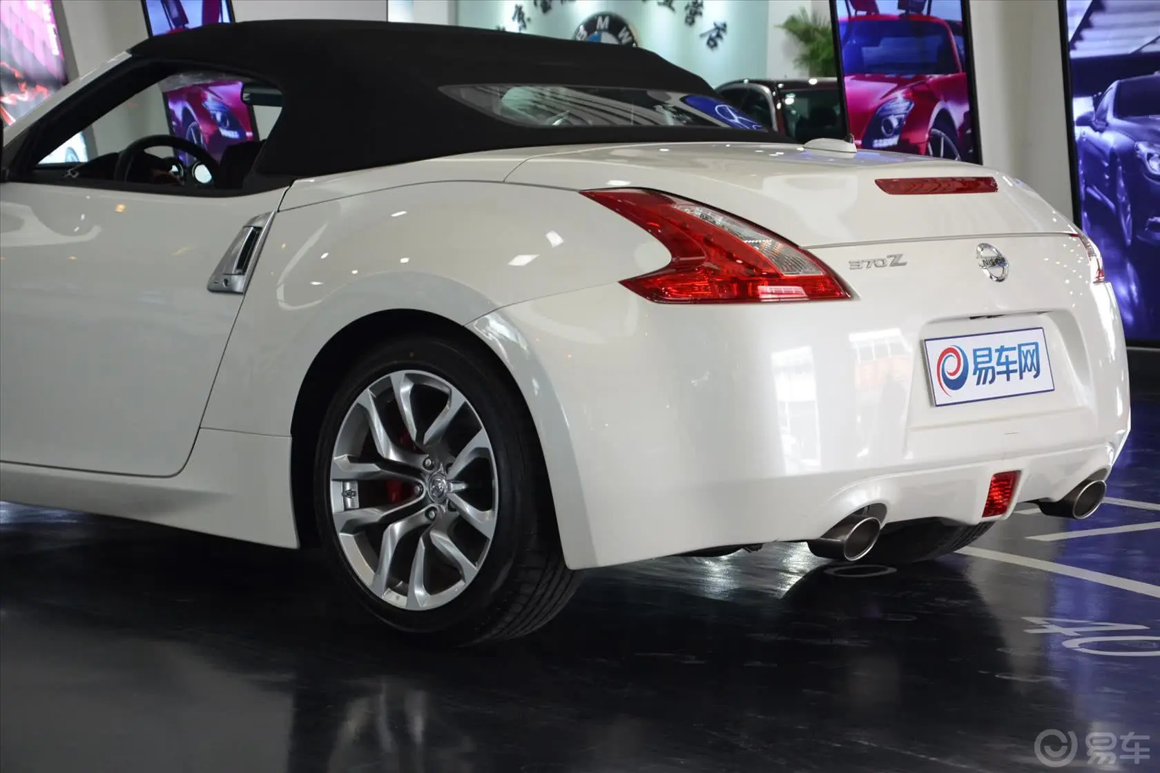 日产370Z370Z  Roadster车尾局部