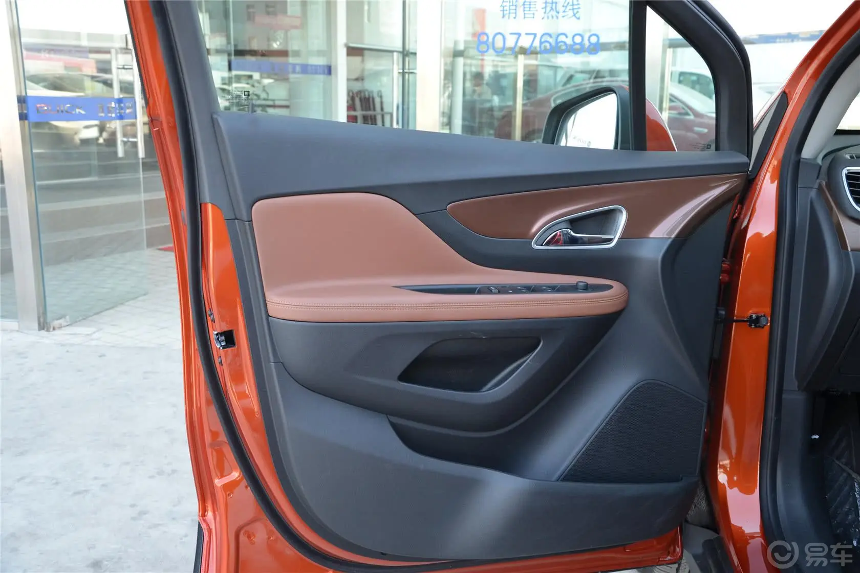 昂科拉1.4T GS 自动 四驱 全能旗舰型驾驶员侧车门内门板