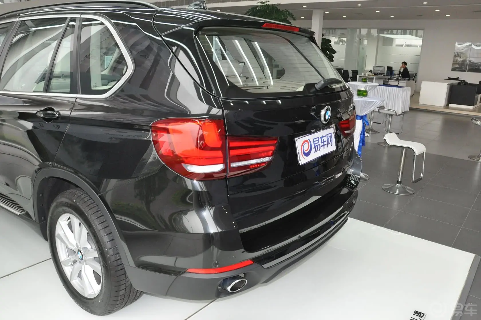 宝马X5(进口)xDrive30d车尾局部