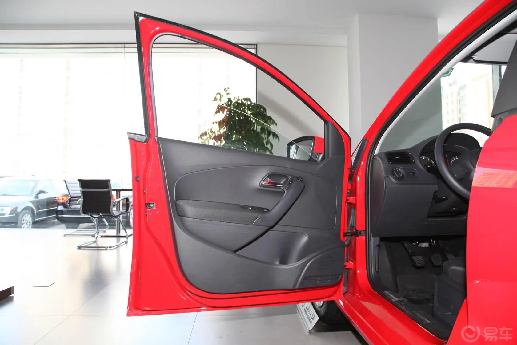Polo1.4L 手动 致乐版驾驶员侧车门内门板