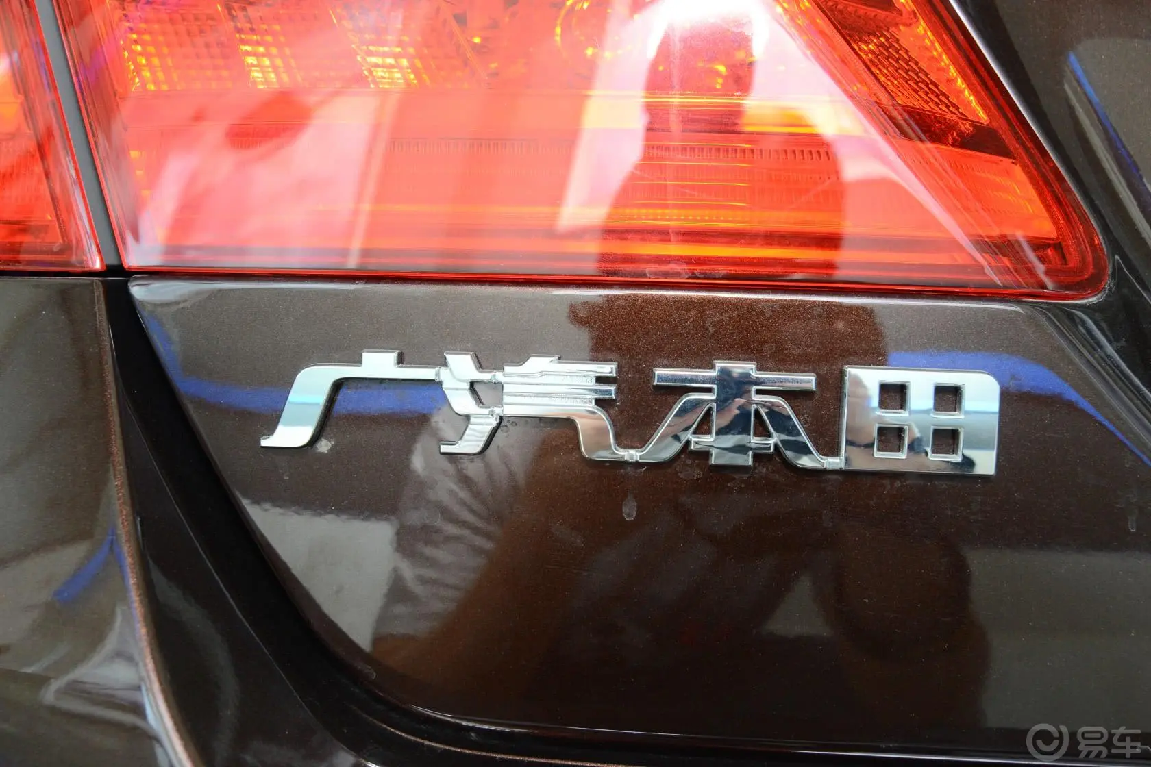 雅阁2.4L LX 舒适版外观