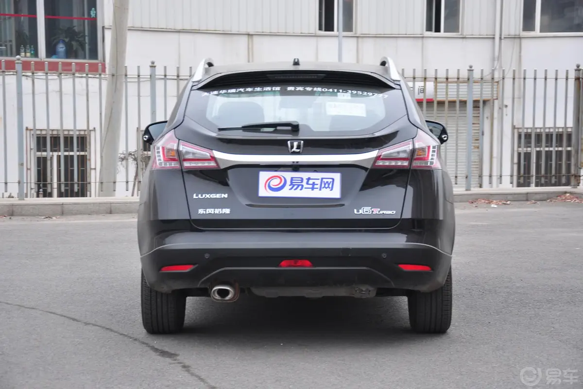 优6 SUV2.0T 旗舰型正后水平