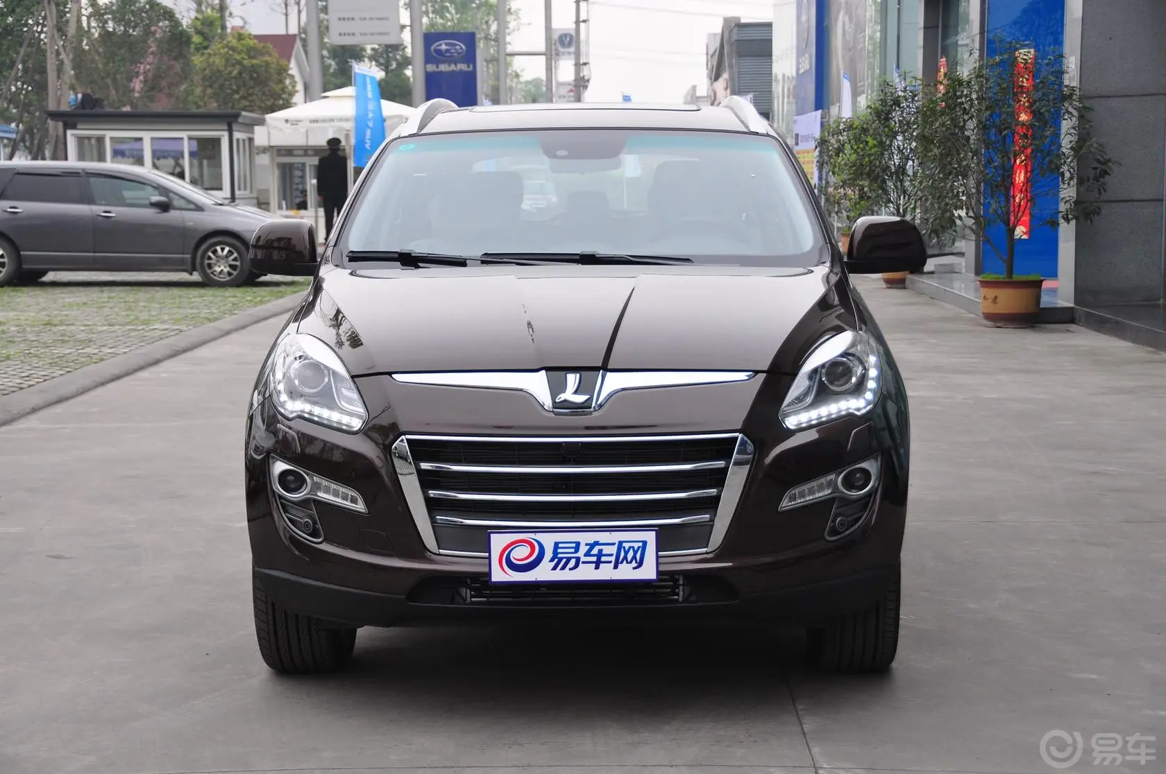 大7 SUV2.2T 自动 四驱 智尊型正前水平