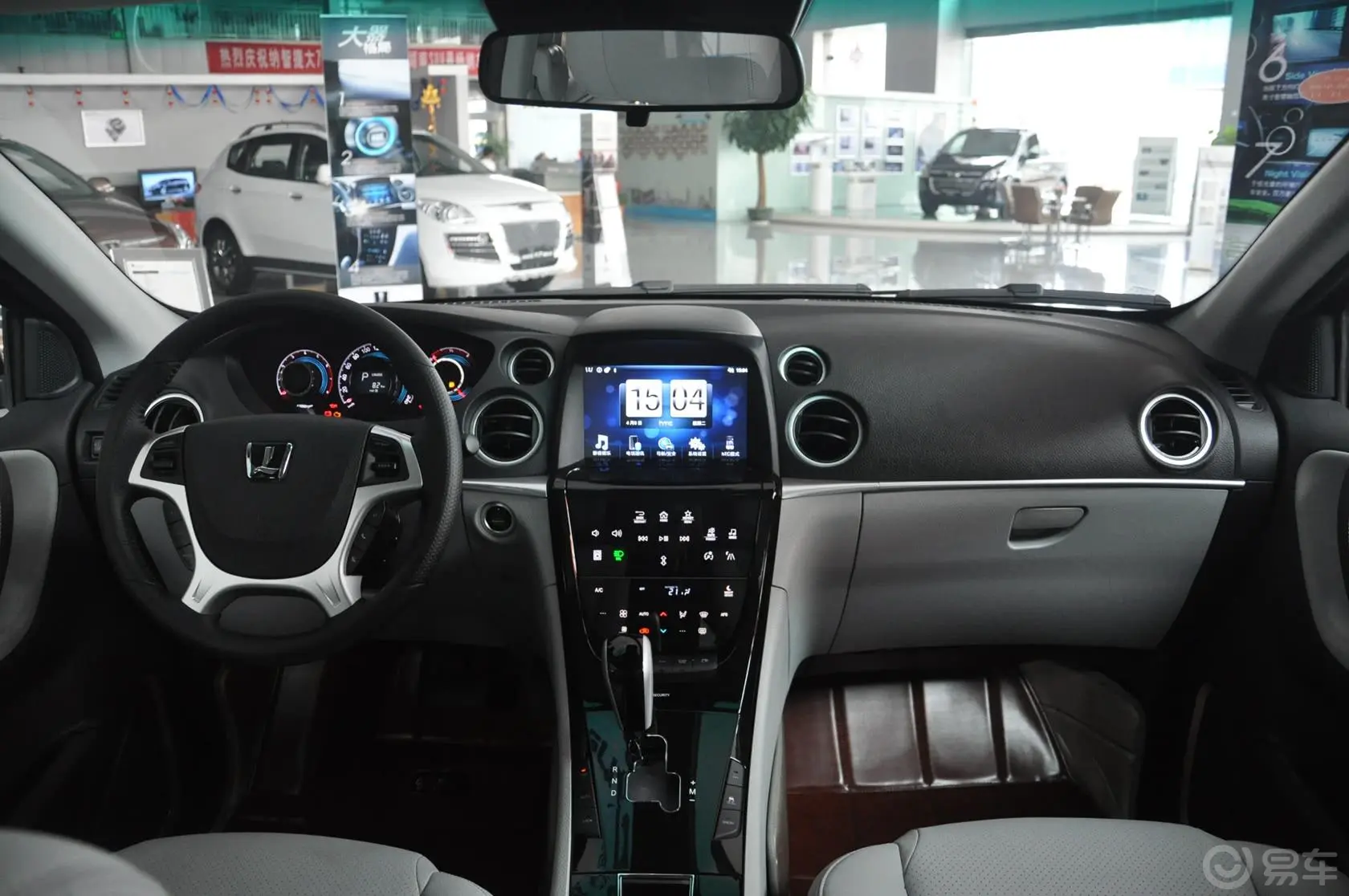 大7 SUV2.2T 自动 四驱 智尊型内饰全景正拍