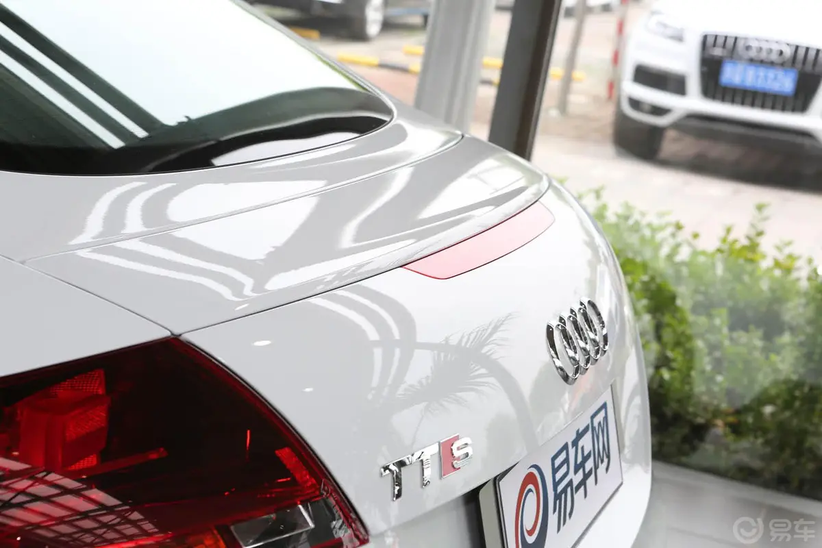 奥迪TTTTS Coupe 2.0TFSI quattro外观