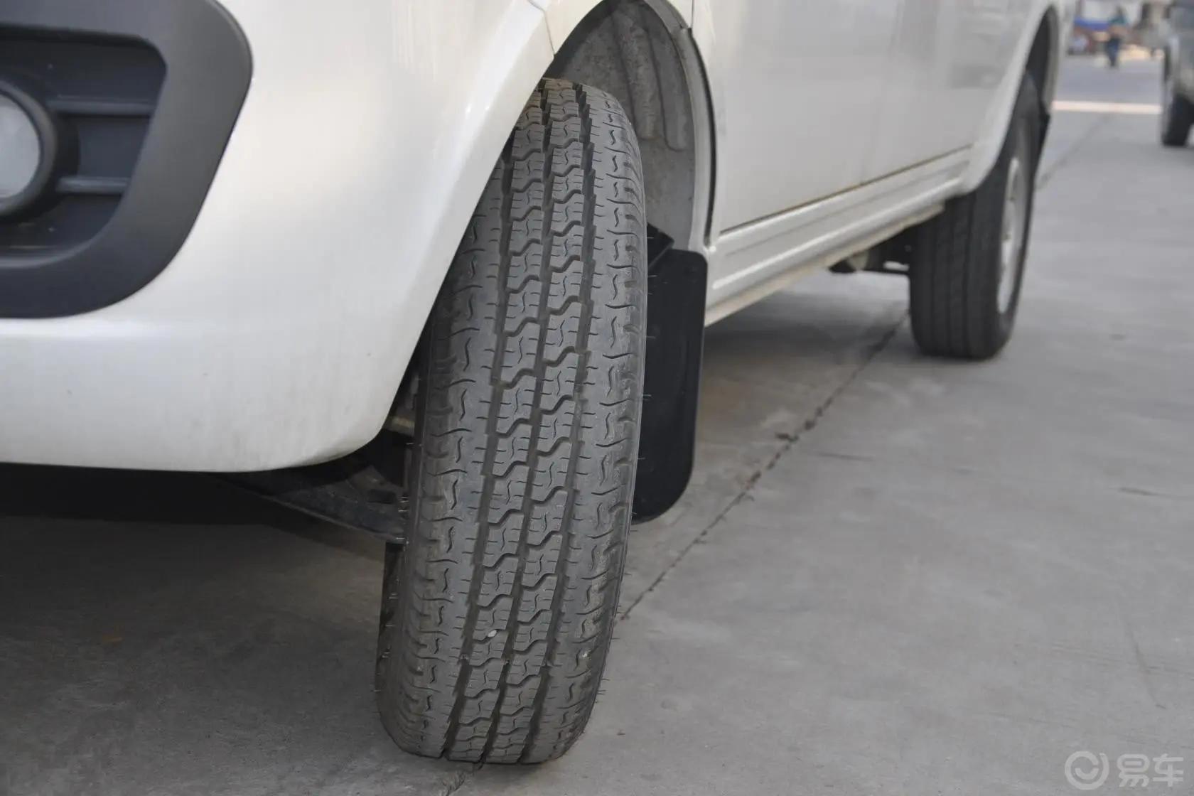 众泰V101.2L 手动 标准版轮胎花纹