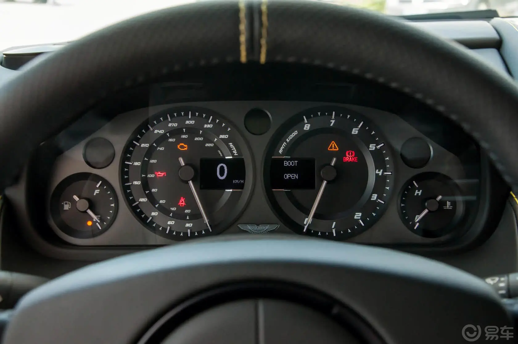 V8 Vantage4.7L Coupe仪表盘背光显示
