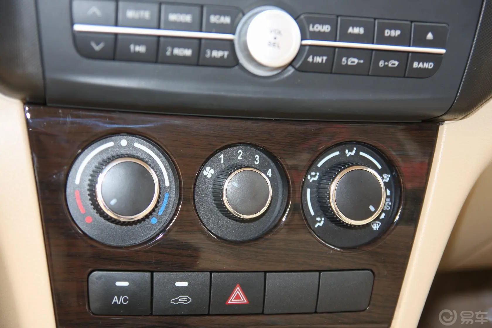 欧诺S改款 1.5L 手动 精英版空调