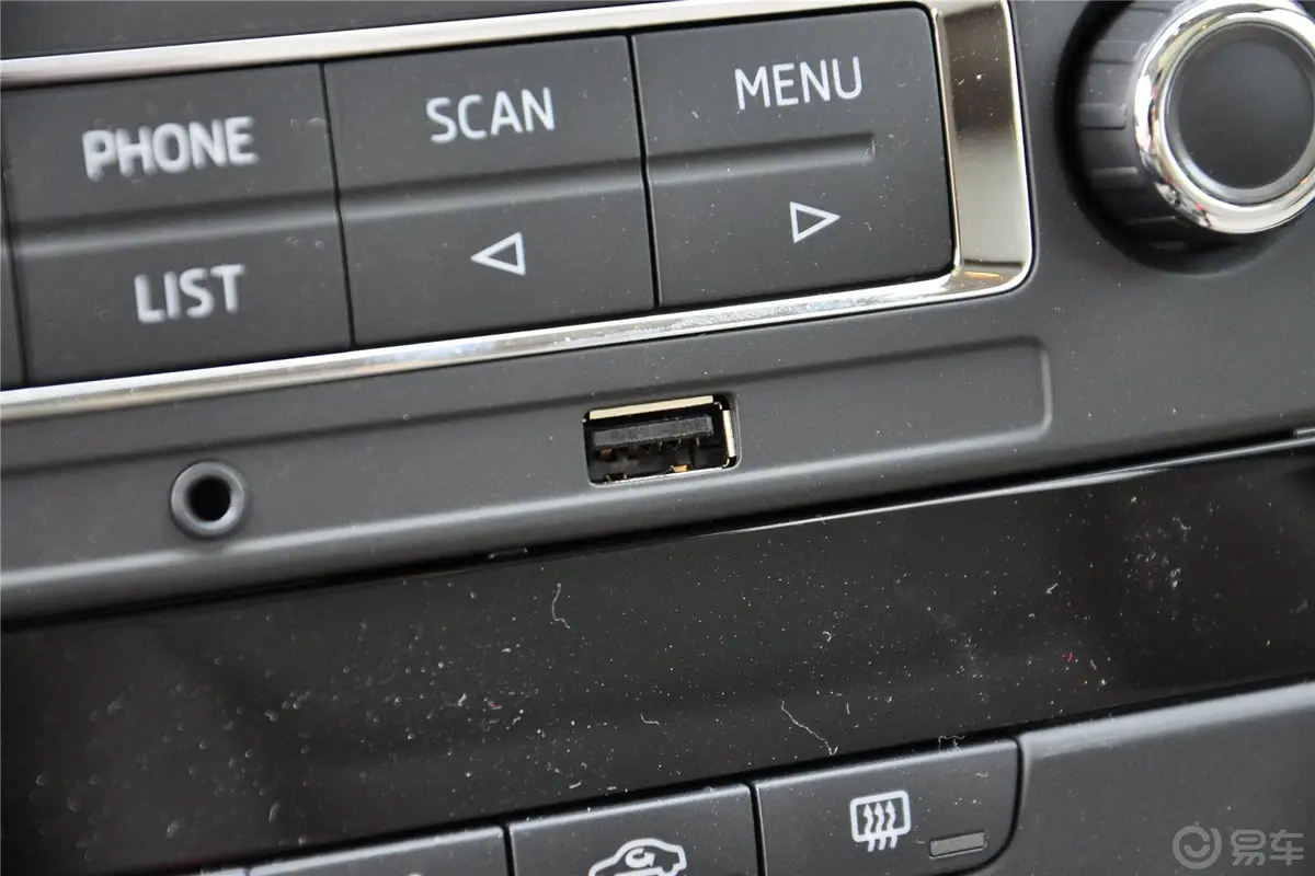Yeti1.4TSI 双离合手自一体野驱版USB接口