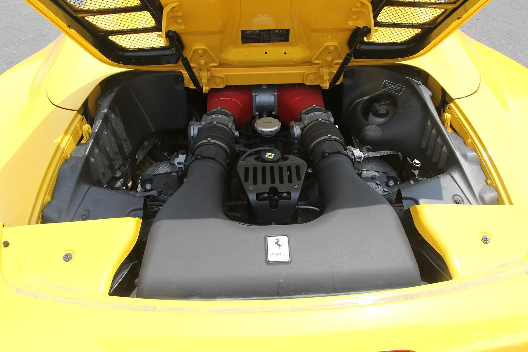 法拉利4584.5L Spider发动机