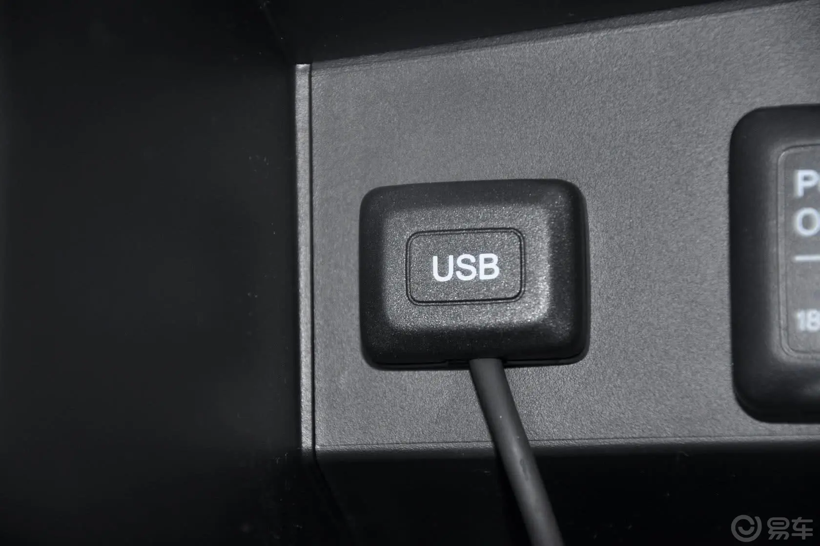 本田CR-V2.0L 两驱 经典版USB接口