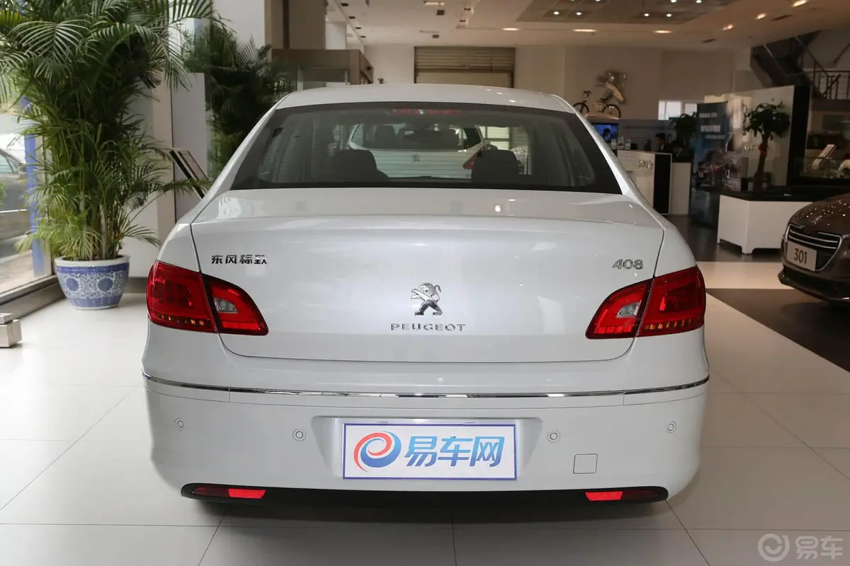 标致4082.0L 自动 豪华版外观