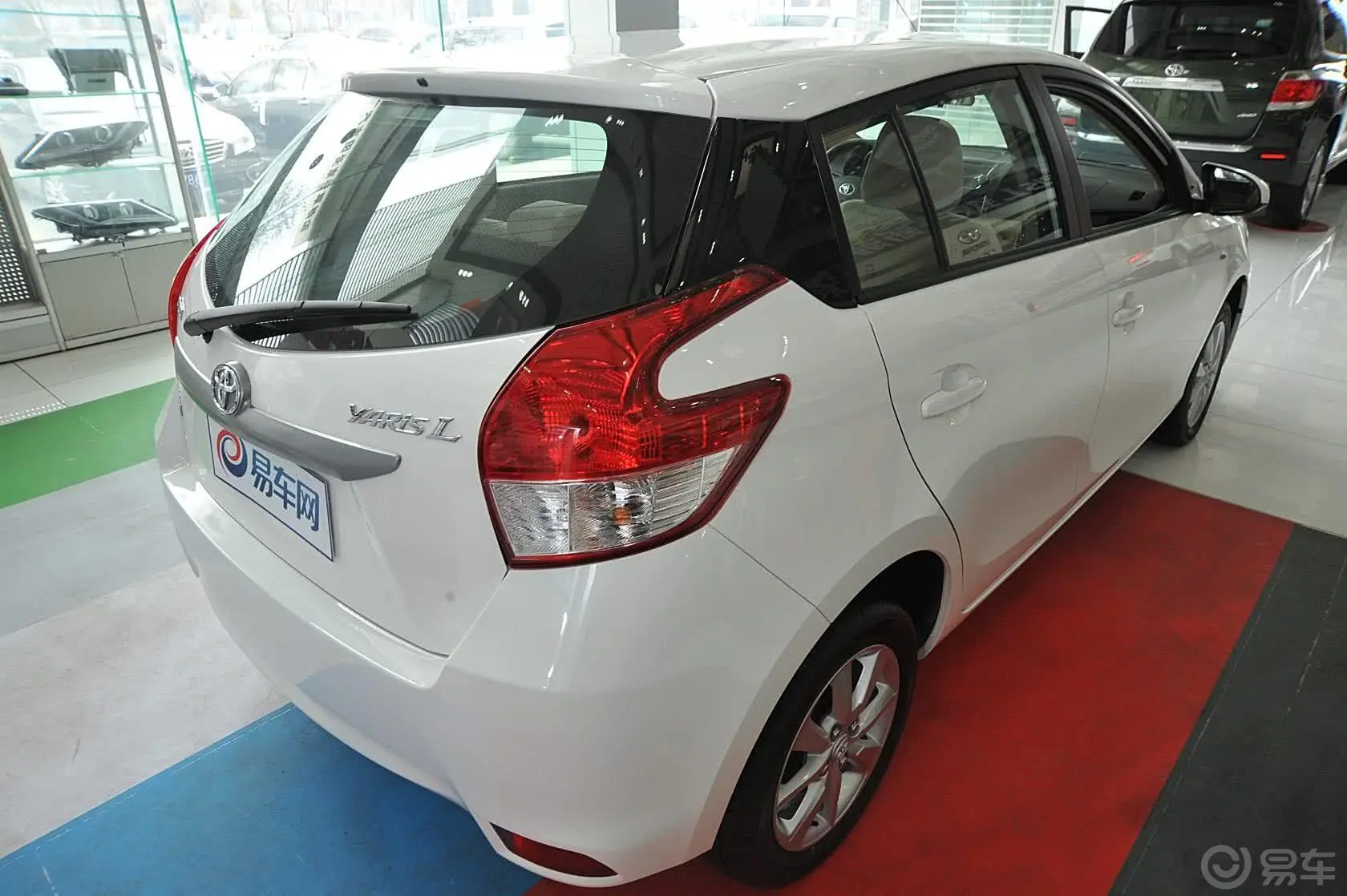 YARiS L 致炫1.5L 自动 炫动版外观