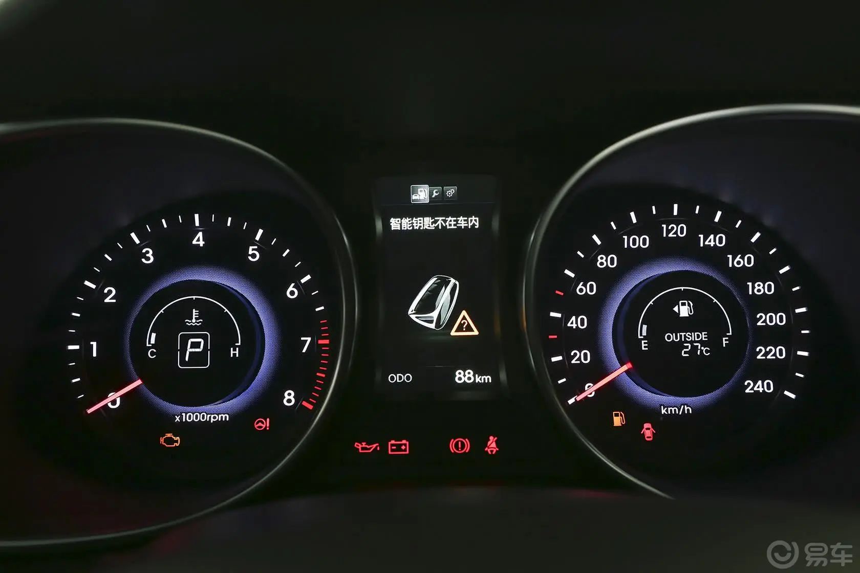 胜达2.4L GLS 两驱 自动 智能型仪表盘背光显示