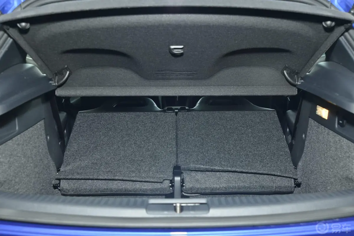 尚酷2.0 TSI R-mode行李厢支撑杆